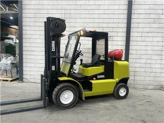 Clark CGP50