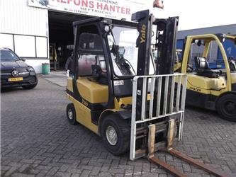 Yale GLP25VX