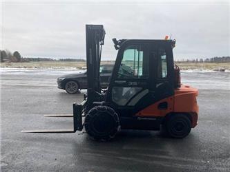 Doosan D35C-7