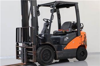 Doosan G25P-7