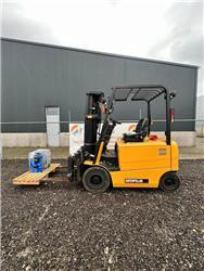 Caterpillar EP25KPAC