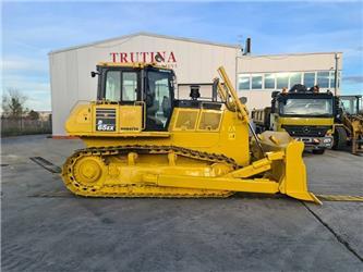 Komatsu D65 EX 18