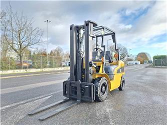 Caterpillar GP25NTD