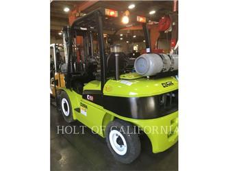 Clark C40L