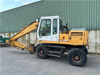 Liebherr A 900 B Litronic