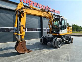 Liebherr A 900 Litronic