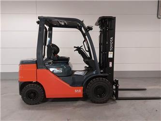Toyota 52-8FDF25