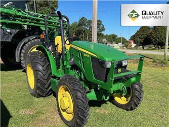 John Deere 5075E