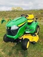 John Deere X570
