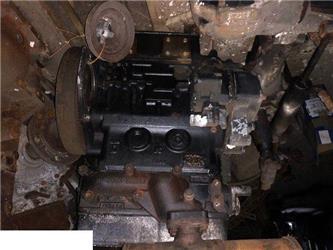 Yanmar 3TNV88 - Blok Cylindrów