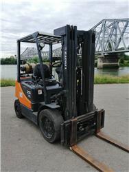 Doosan G25P-5