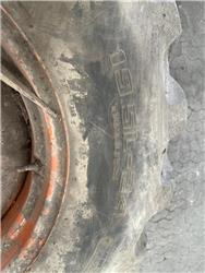 Goodyear 19,5L-24