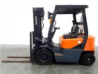 Doosan D20G