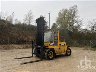 Caterpillar V225C