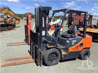 Doosan D30S-7