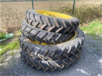 Kleber 270/95R54