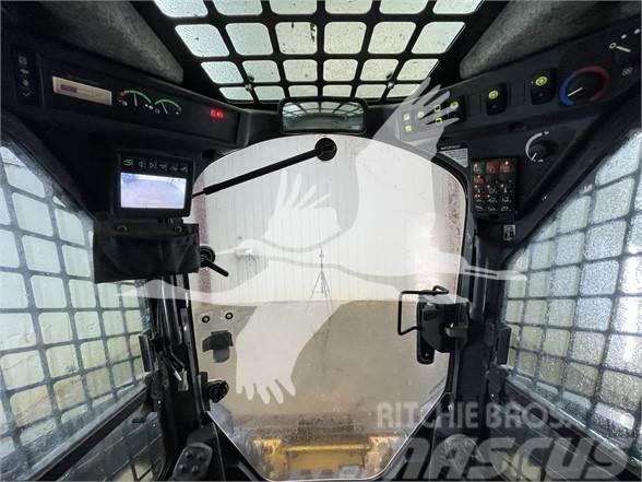 John Deere 331G Skid steer mini utovarivači