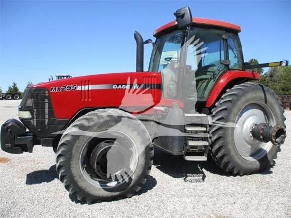Case IH MX255 Traktori