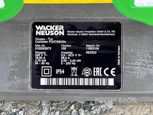 Wacker Neuson FUH70/6/42s Strojevi za betonsku galanteriju
