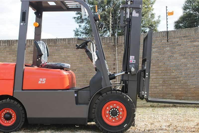  New 2.5 and 3.5 ton standard forklifts available Viličari - ostalo