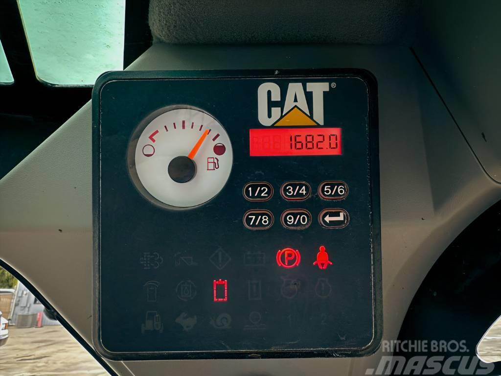 CAT 226 D Skid steer mini utovarivači