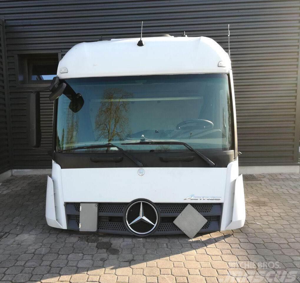 Mercedes-Benz ACTROS AROCS 2300 mm MP4 Cabins and interior