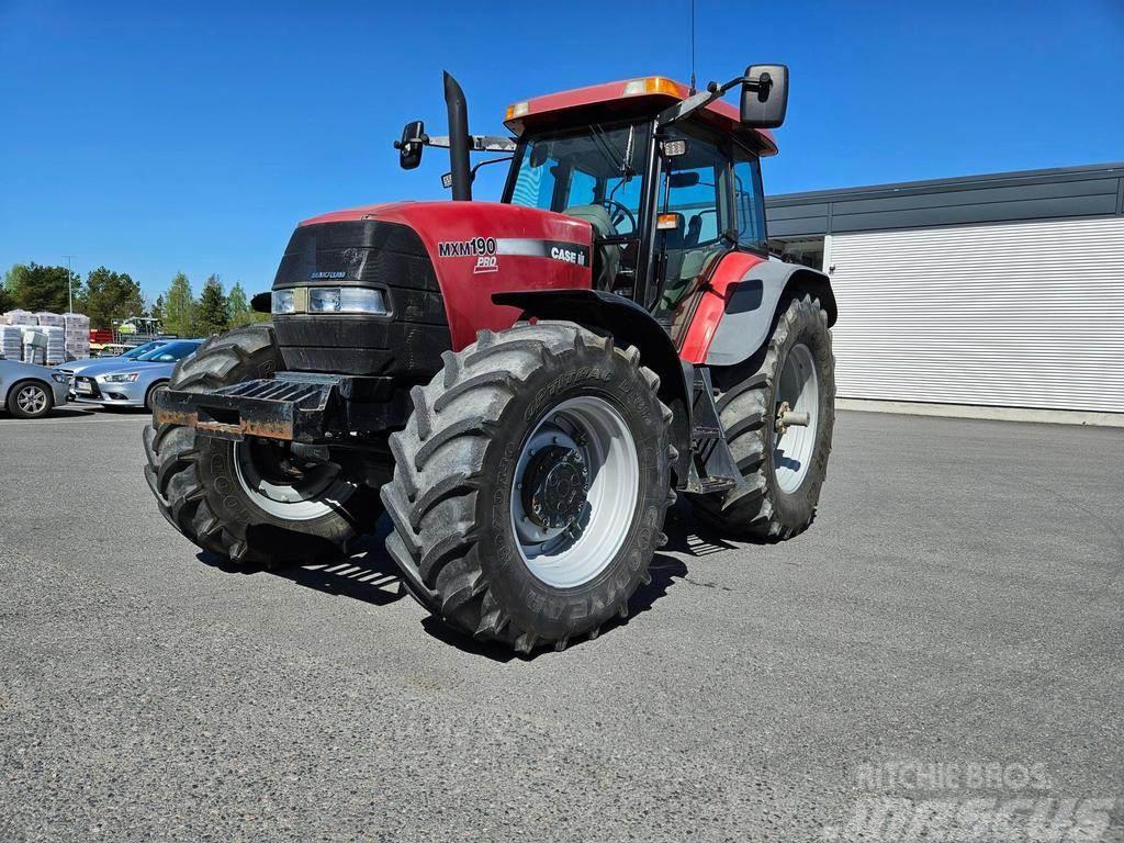 Case IH MXM 190 Traktori