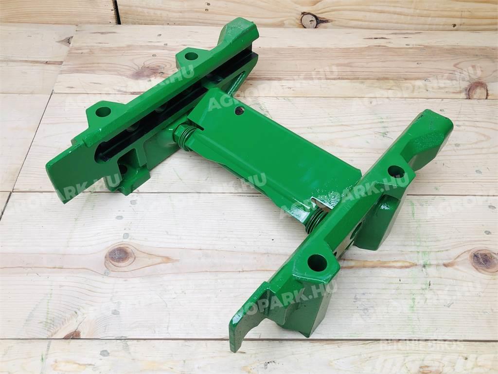  4-position short hitch block for 330 mm wide trail Other tractor accessories