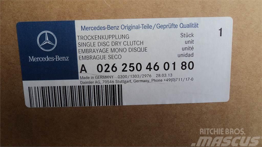 Mercedes-Benz EMBREAGEM MB A0242507401080 Druge komponente