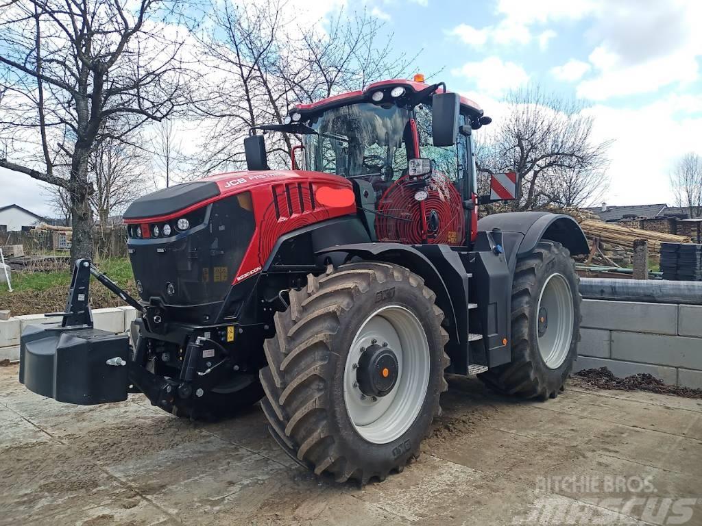 JCB fastrac 8330 Traktori
