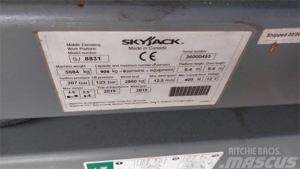 SkyJack 8831RT Škaraste platforme