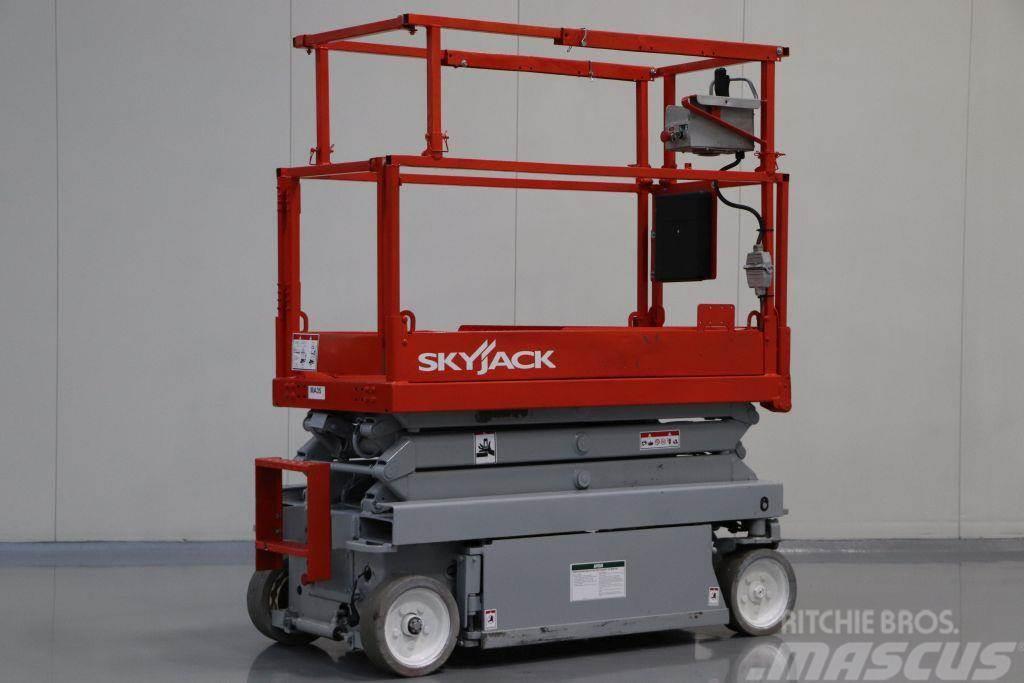 SkyJack SJIII-3215 Škaraste platforme
