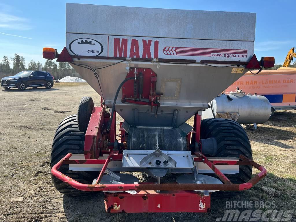 Agrex Maxi 4000 Rasipači mineralnog  gnojiva