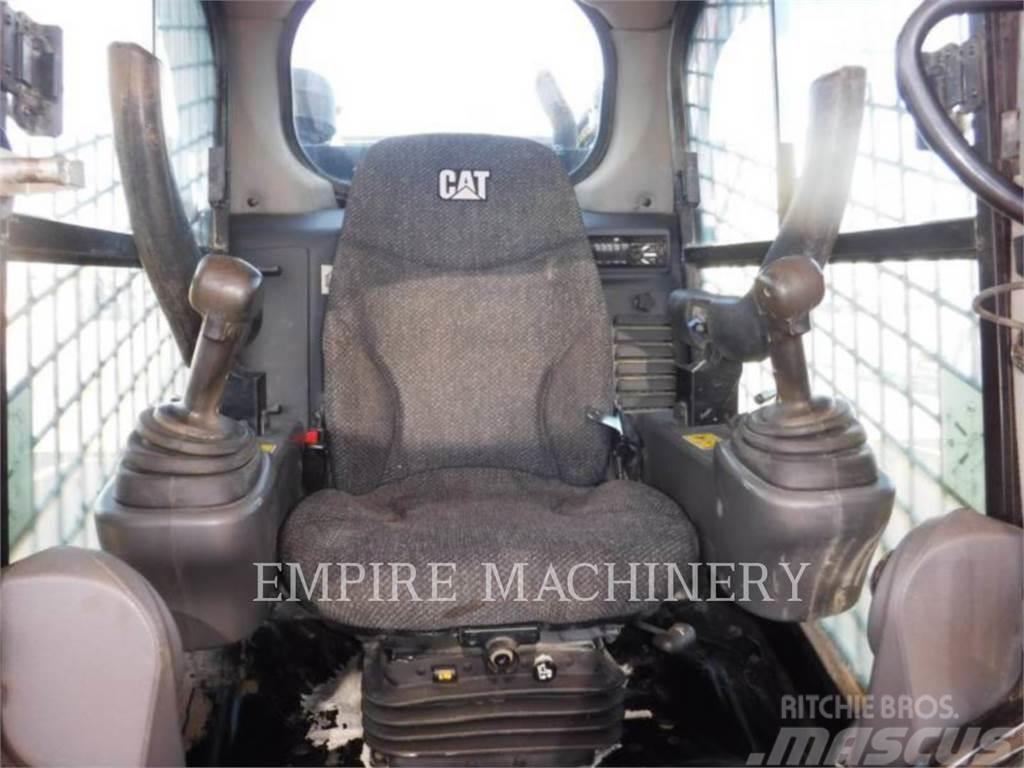 CAT 272D2 XHP Skid steer mini utovarivači