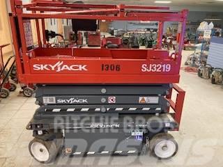 SkyJack SJ 3219 Škaraste platforme