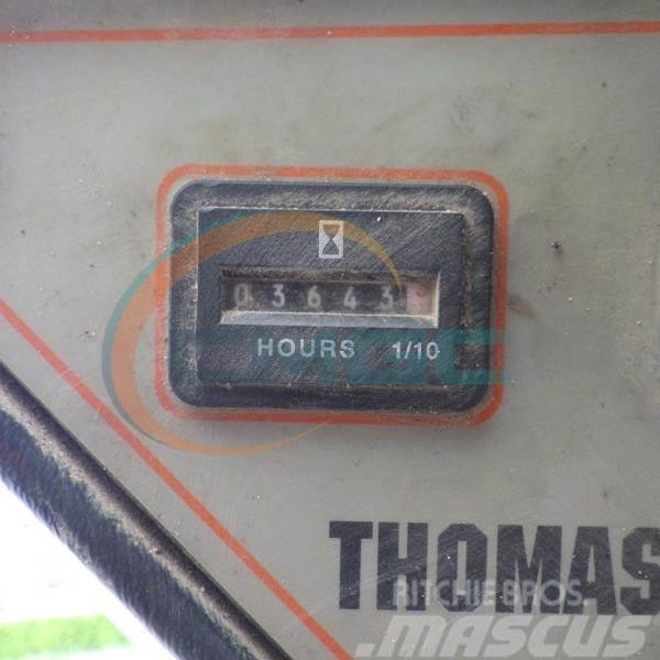 Thomas 153 Utovarivači na kotačima