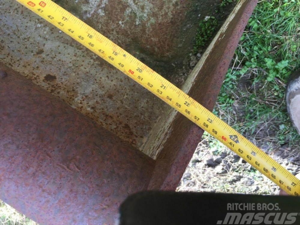  Excavator Digging Bucket 45 mm pins - £350 - Gatwi Ostale komponente