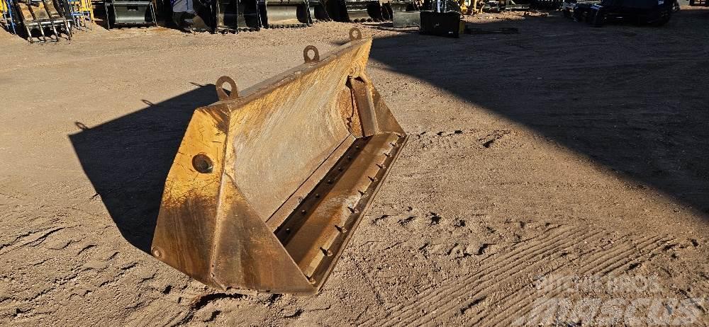  93 inch Case Backhoe Bucket Other components