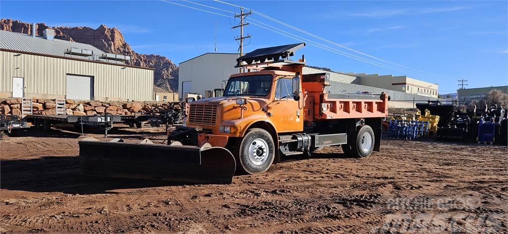 International Dump Truck 4900 Kiper kamioni