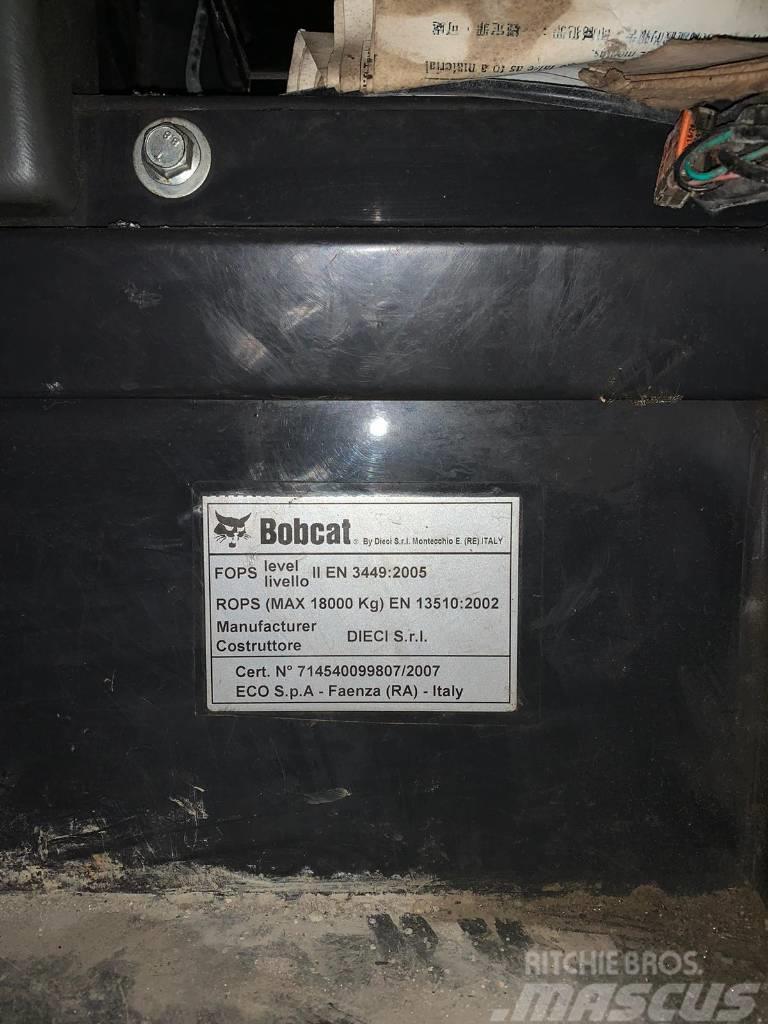 Bobcat Telehandler TR50210 Teleskopski viličari