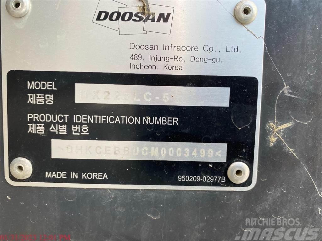 Doosan DX225 LC-5 Bageri gusjeničari
