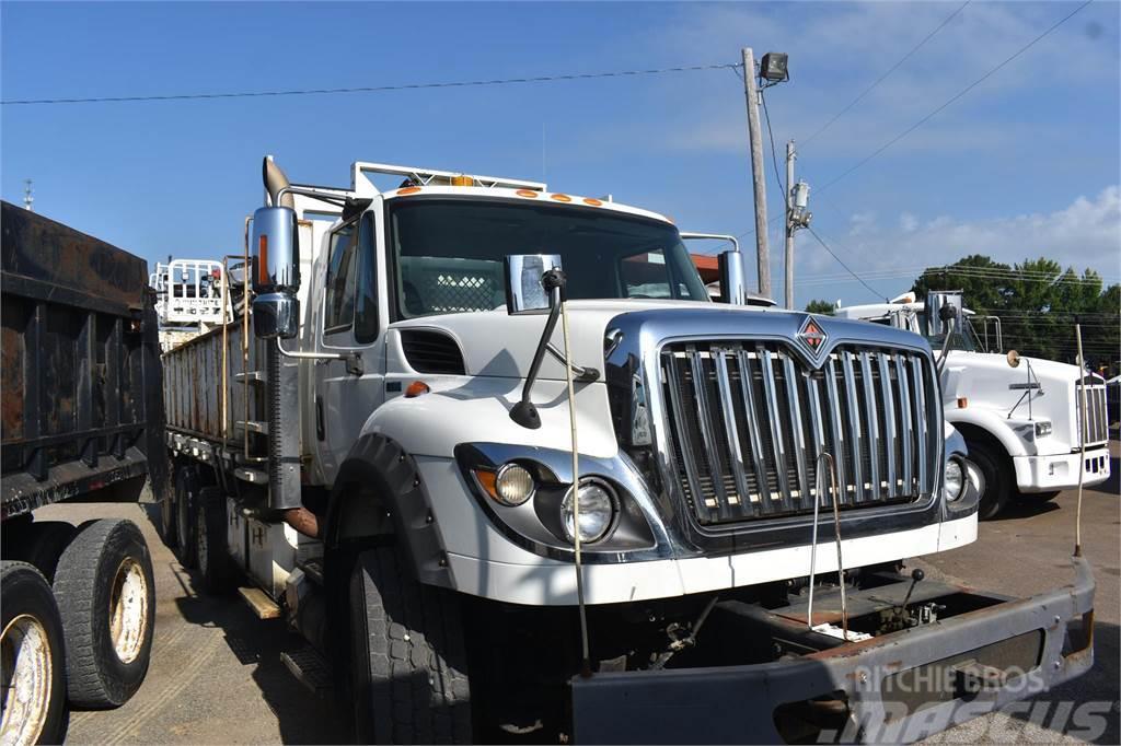 International WORKSTAR 7600 Kamioni sa kranom