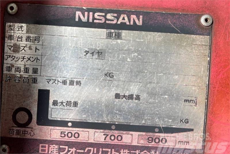 Nissan NP35 Viličari - ostalo