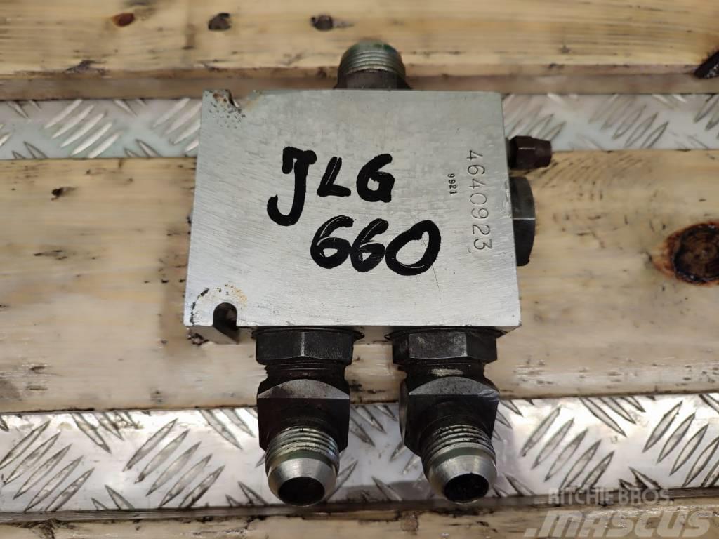 JLG Flow divider valve 4640923 JLG 660 Hidraulika