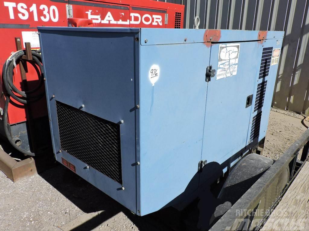  Aftermarket SDMO 69KW AC Generator Motori