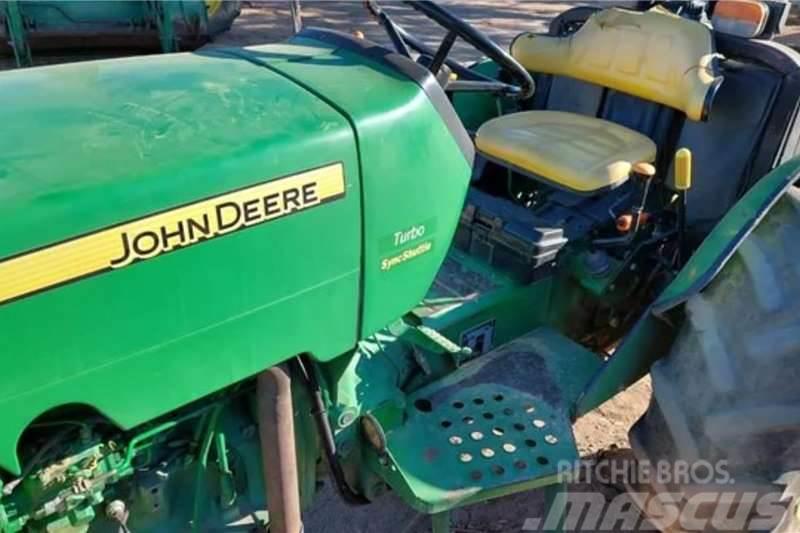John Deere 5303 Traktori