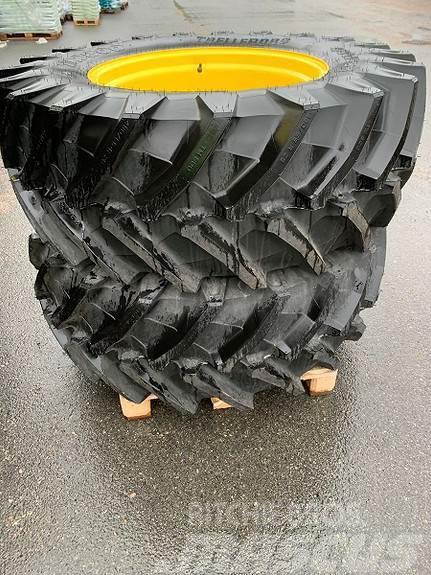  Hjul par: Trelleborg TM800 480/65R28 GKN gul 16 Traktori