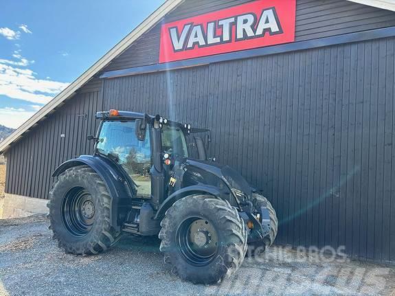 Valtra N174 Traktori