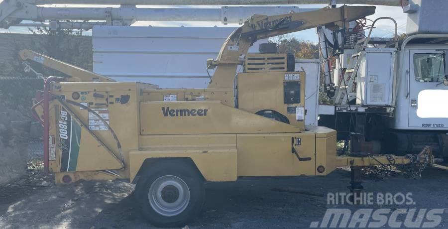 Vermeer BC1800 Drobilice za drvo / čiperi