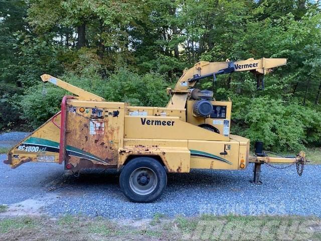 Vermeer BC1800XL Drobilice za drvo / čiperi